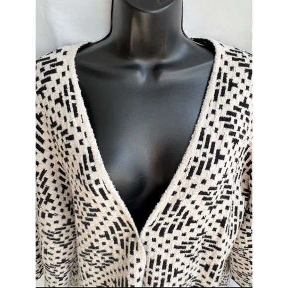 H&M Poncho Cream Black Aztec Open Front Cardigan Size XS One Size Cowgirl Shawl - Picture 2 of 10
